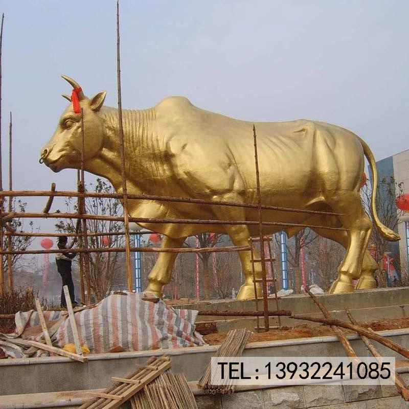 铜雕动物牛现场安装