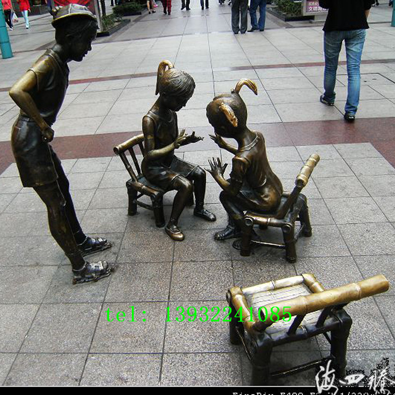 人物雕塑仿铜雕塑现代广场景观小品摆件