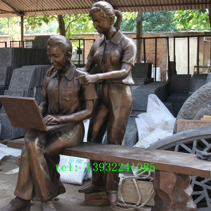 现代人物铜雕雕塑街头玩电脑雕塑摆件直销