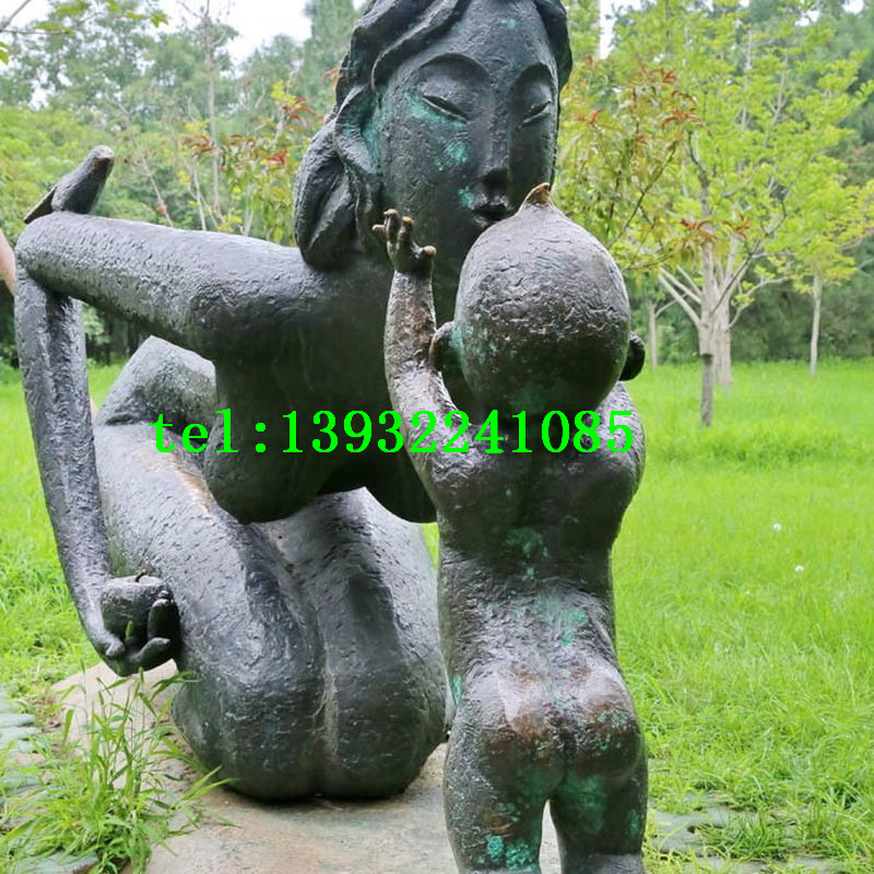公园广场铜雕人物母子玩耍雕塑摆件定制